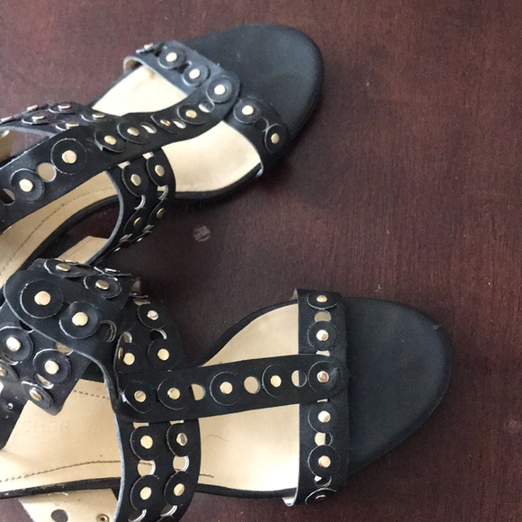 Marc Fisher block sandals - Picture 3 of 3